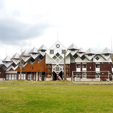 学びやの里　木魂館