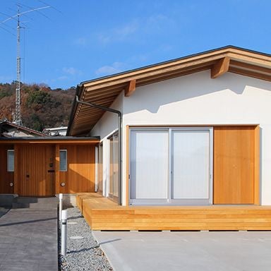 向島・干汐の平屋